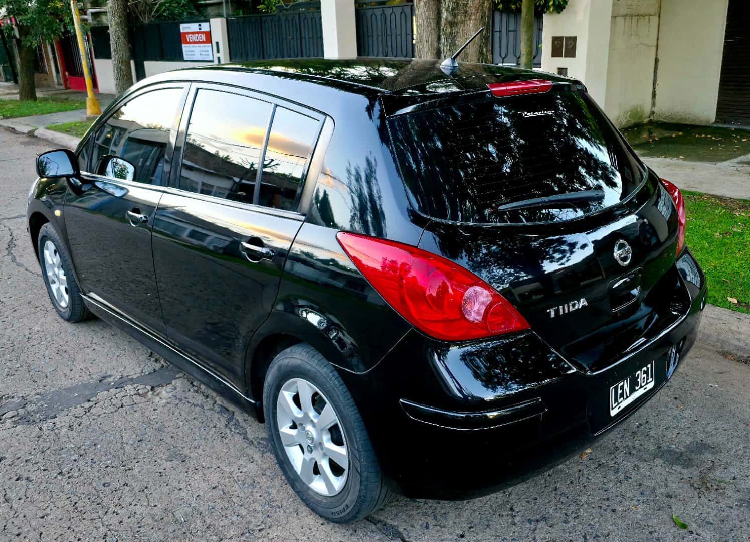 Nissan Tiida 2012 en venta