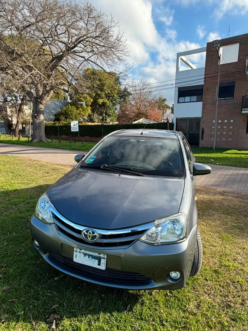 Toyota Etios 2014 en venta