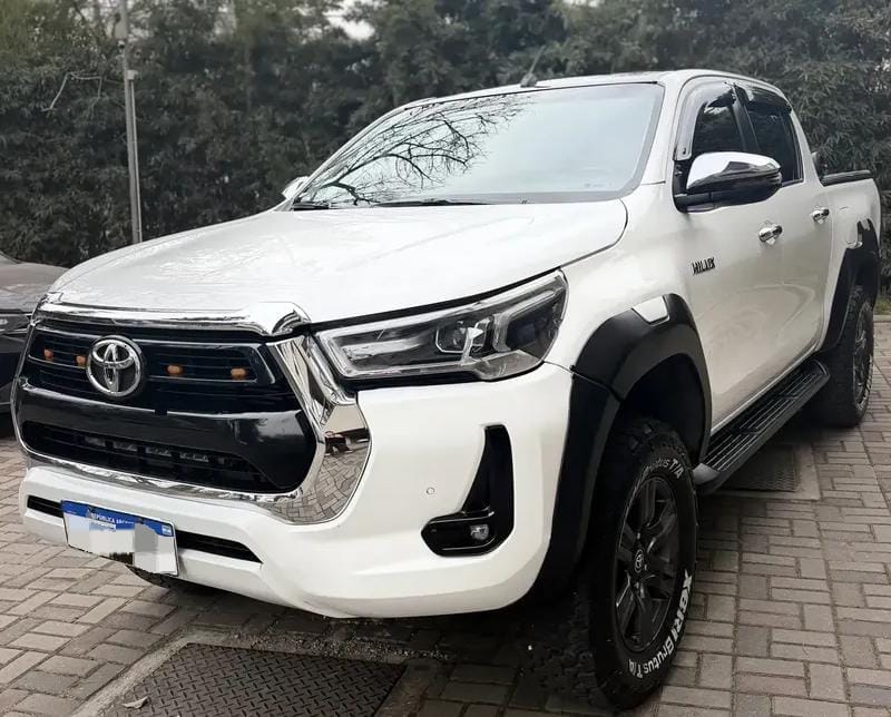 Toyota Hilux 2023 en venta