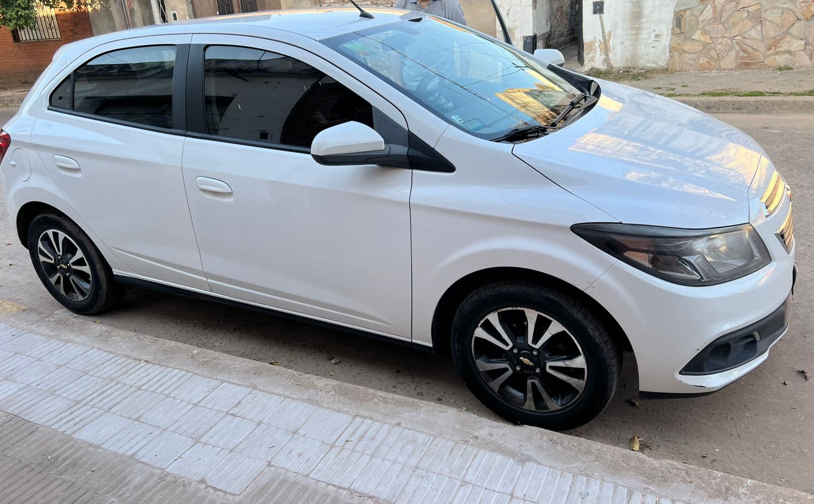 Chevrolet Onix 2016 en venta