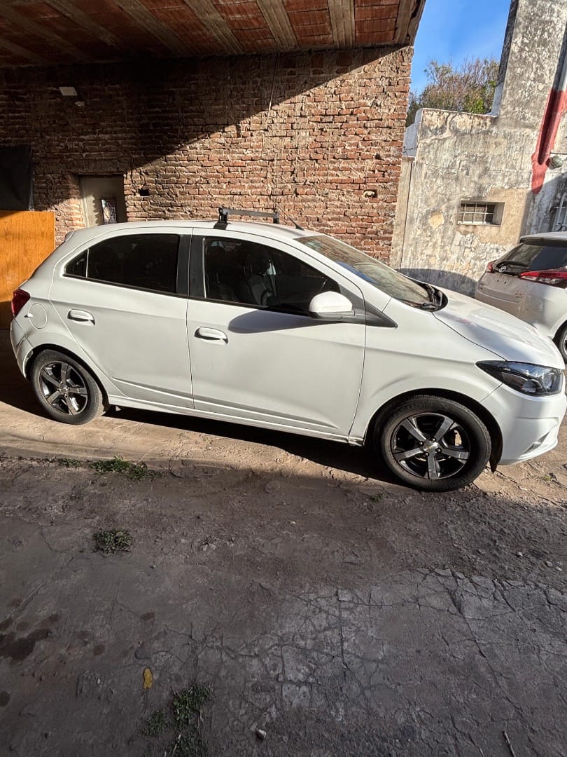 Chevrolet Onix 2018 en venta