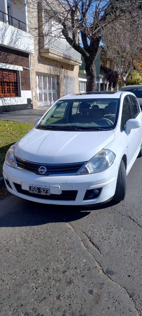 Nissan Tiida 2011 en venta
